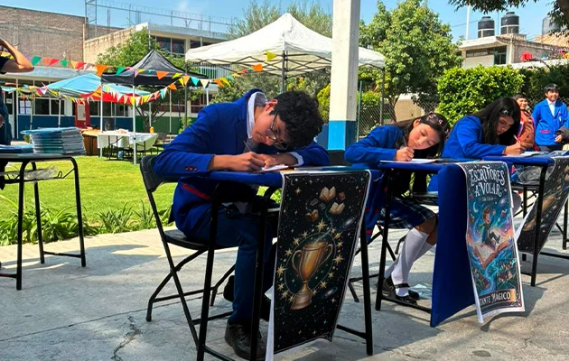 img-galeria-01-secundaria-Colegio-Erasmo